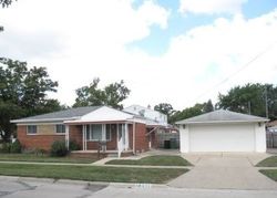 Pre-foreclosure Listing in TRENTON RD SOUTHGATE, MI 48195