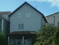 Pre-foreclosure in  TACOMA AVE S Tacoma, WA 98402