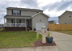 Pre-foreclosure in  WOODS EDGE CIR Suffolk, VA 23434