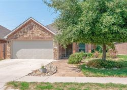 Stone Lake Dr, Fort Worth TX