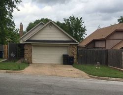 Pre-foreclosure in  TALL OAK DR Fort Worth, TX 76108