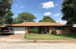Pre-foreclosure in  HALLMARK DR S Fort Worth, TX 76134