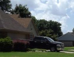 Pre-foreclosure in  MORNINGSGATE CV Memphis, TN 38135