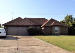 Pre-foreclosure in  SHAKER CV Memphis, TN 38141