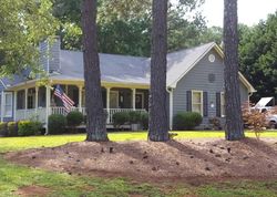 Pre-foreclosure in  N OAKLAND CIR Mcdonough, GA 30253