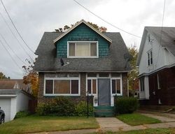 Pre-foreclosure in  E 4TH ST Erie, PA 16507