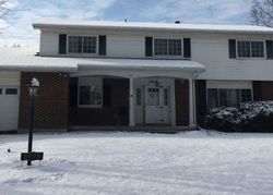 Pre-foreclosure in  HUNTERS RIDGE RD Dayton, OH 45431