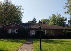 Pre-foreclosure in  LOWELL AVE Lima, OH 45805