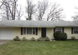 Pre-foreclosure in  PARKHALL DR Painesville, OH 44077