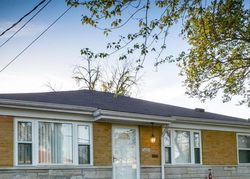 Pre-foreclosure in  WILLOW OAK LN Cincinnati, OH 45239