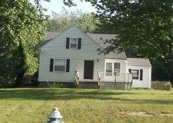 Pre-foreclosure in  COOK RD Olmsted Falls, OH 44138