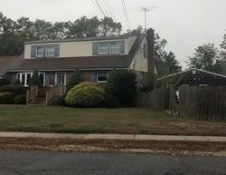 Higbie Ln, West Islip NY
