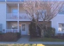  Fairview Cir, Middle Island NY