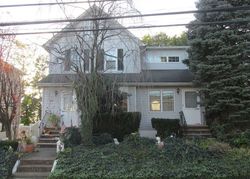 Pre-foreclosure Listing in HUMBOLDT ST WOOD RIDGE, NJ 07075