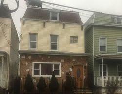 Pre-foreclosure Listing in INSLEE PL ELIZABETH, NJ 07206