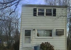  Holcomb Ln, New Castle DE