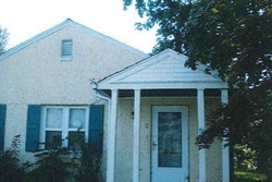 Pre-foreclosure in  MAY AVE New Castle, DE 19720