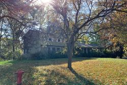 Pre-foreclosure in  DOVE LN Saint Paul, MN 55127