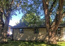 Pre-foreclosure in  TEAKWOOD LN Crystal Lake, IL 60014