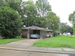 Pre-foreclosure in  N 38TH ST Baton Rouge, LA 70802