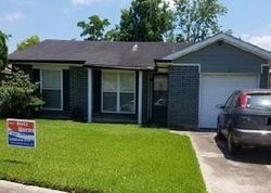 Pre-foreclosure Listing in DEXTER DR WESTWEGO, LA 70094