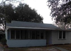 Pre-foreclosure Listing in 6TH ST LAKE CHARLES, LA 70601