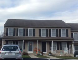 Pre-foreclosure in  KNOLL DR Mount Joy, PA 17552