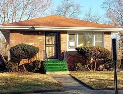 Pre-foreclosure Listing in W 157TH ST HARVEY, IL 60426