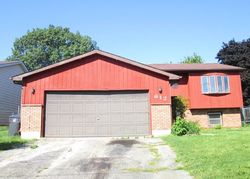 Pre-foreclosure in  NORTH AVE Waukegan, IL 60085