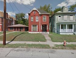 Pre-foreclosure in  RIVER PARK DR Louisville, KY 40211