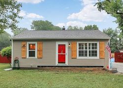 Pre-foreclosure in  JOHNSON ST Greenwood, IN 46143