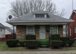 Pre-foreclosure Listing in S WEST ST SHELBYVILLE, IN 46176