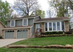 Pre-foreclosure in  DEERFIELD ST Leavenworth, KS 66048