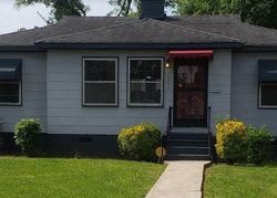 Pre-foreclosure in  FULTON AVE SW Birmingham, AL 35211
