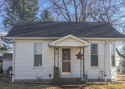 Pre-foreclosure Listing in W CHERRY ST NEW SHARON, IA 50207
