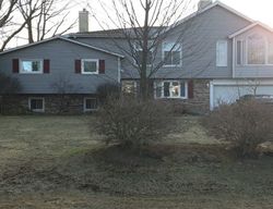 Pre-foreclosure in  ROSLYN RD Roselle, IL 60172