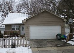 Pre-foreclosure in  KING ST Belvidere, IL 61008