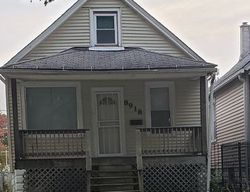 Pre-foreclosure in  S WOODLAWN AVE Chicago, IL 60619