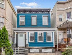  Bayview Ave, Jersey City NJ