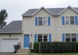 Pre-foreclosure Listing in BRAINARD RD APT 15 ENFIELD, CT 06082