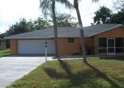  Country Club Pkwy, Lehigh Acres FL