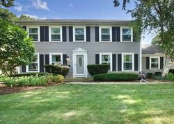 Pre-foreclosure in  STAUNTON RD Naperville, IL 60565