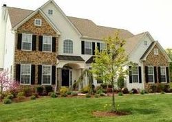 Pre-foreclosure Listing in OVERLOOK CIR ROYERSFORD, PA 19468