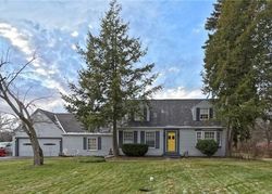 Pre-foreclosure Listing in LANDER RD CHAGRIN FALLS, OH 44022