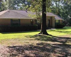 Pre-foreclosure in  PAULINE ST Cantonment, FL 32533