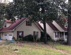 Pre-foreclosure in  HICKORY ST Munford, AL 36268