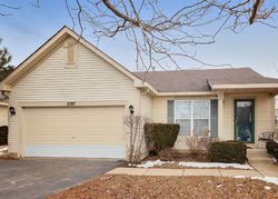  N Greystone Dr, Round Lake IL