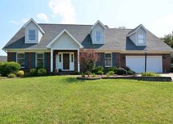 Pre-foreclosure in  WETHERSFIELD DR Evansville, IN 47725