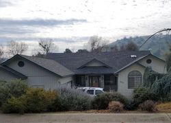  Country Club Dr, Porterville CA