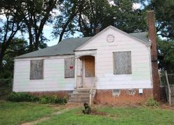Pre-foreclosure in  SAXON AVE Spartanburg, SC 29301